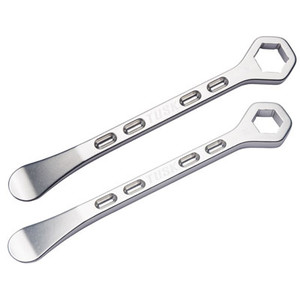 Tusk Aluminum Tire Iron with Axle Wrench Kit (22 and 24 mm)